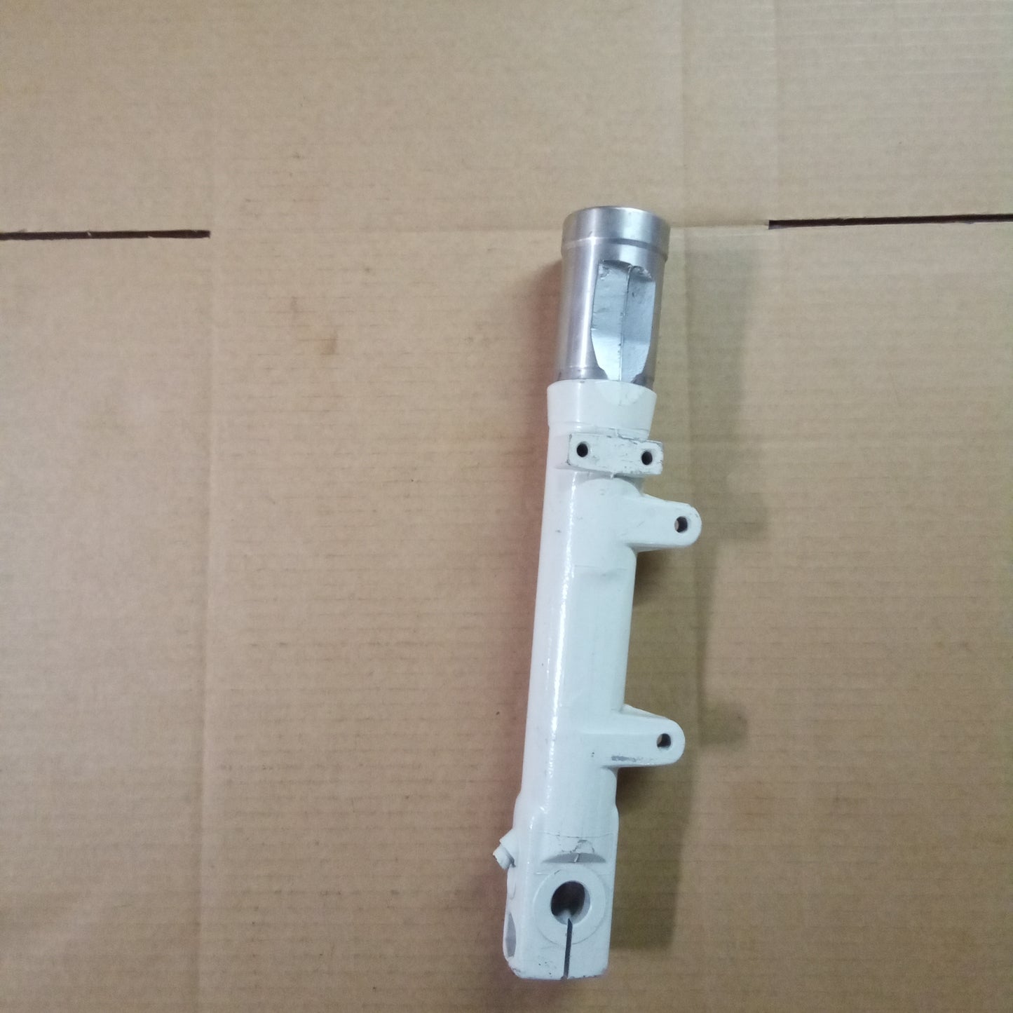 RH FORK LEG (#28522553)