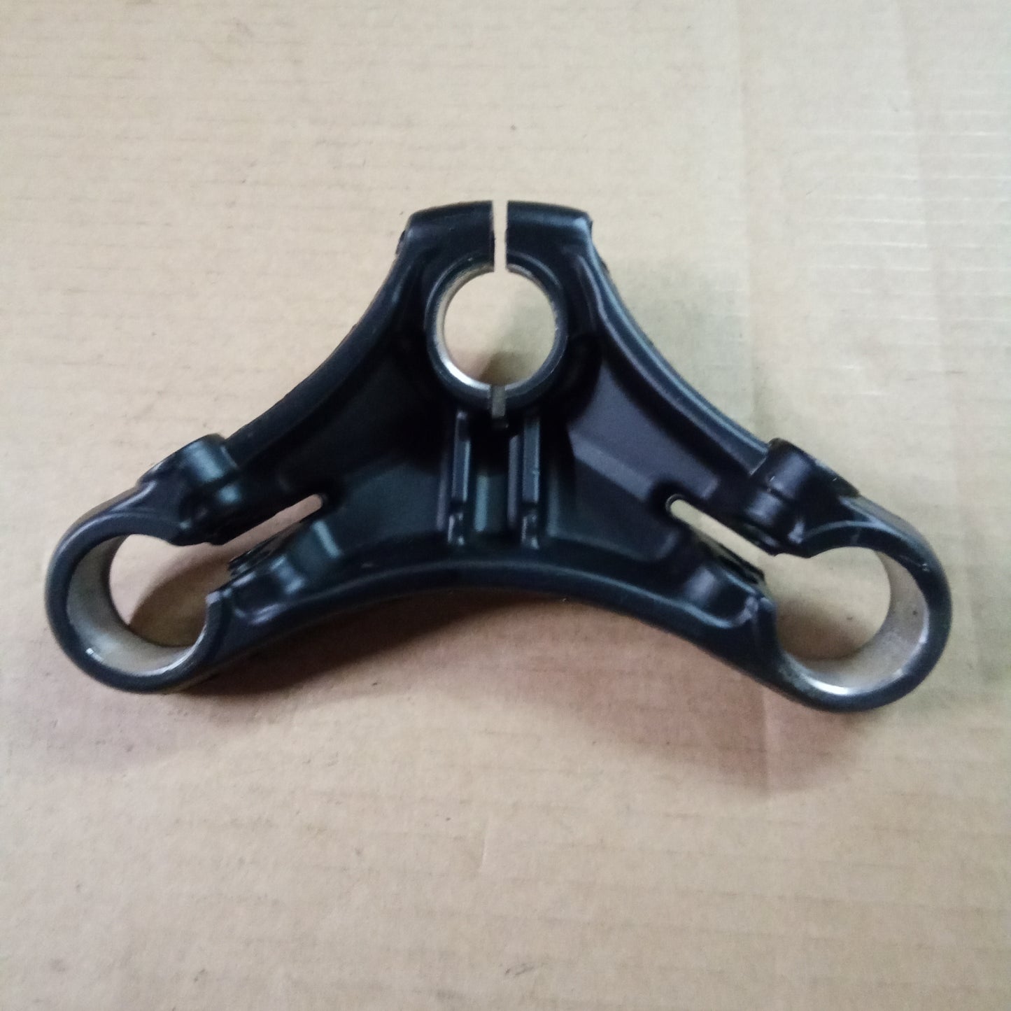 UPPER YOKE (#19493135)