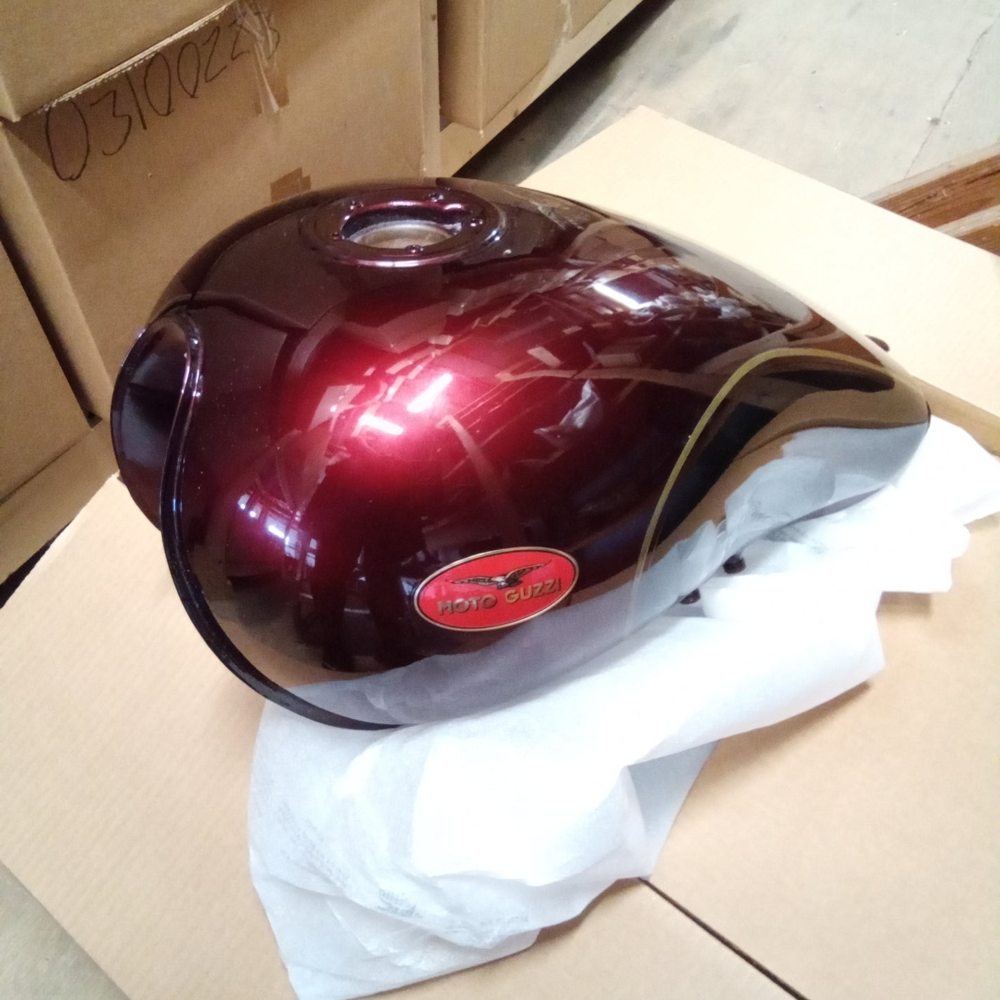FUEL-TANK VINTAGE RED/BLACK (#03100216)