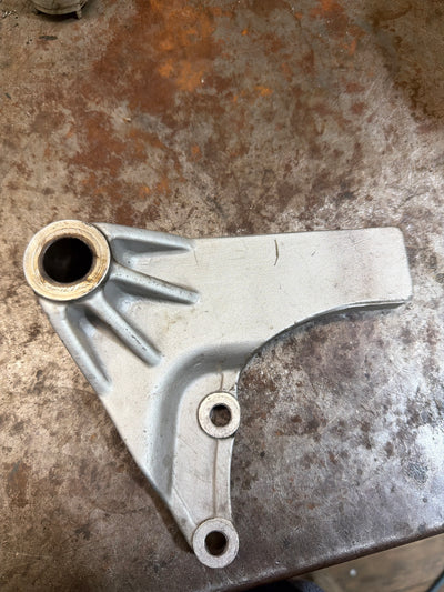 CALIPER BRKT B (#03635800)