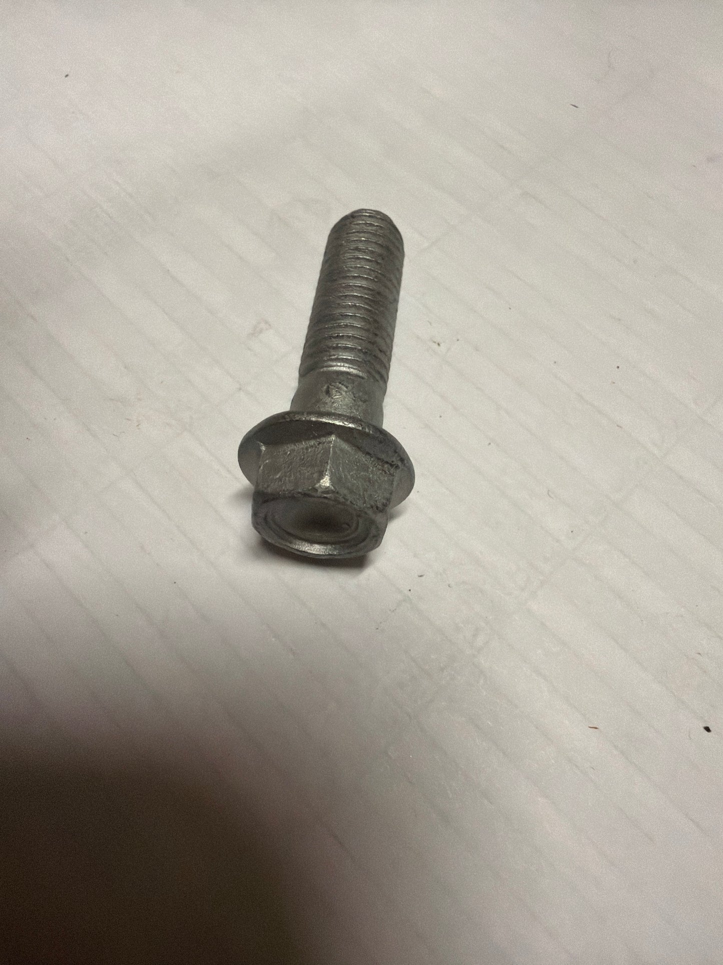 Screw w/ flange (#AP8152318)