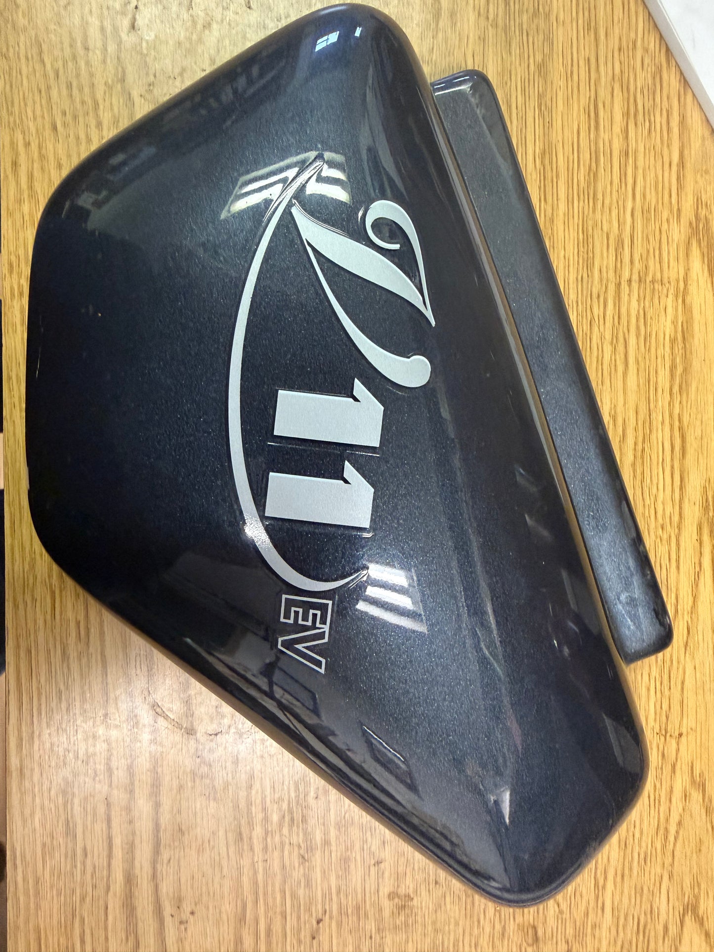 SIDE COVER RH BLACK C (#03476224)