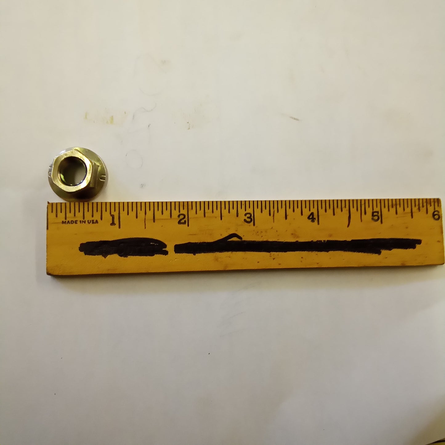 NUT (#967356)