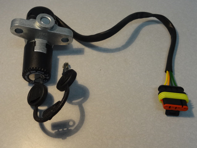 IGNITION SWITCH (#01782500)