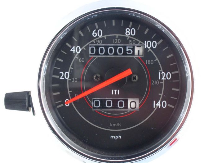 SPEEDO EV , TITANIUM, ALUMINIUMM BLACK FACE (#03762470)