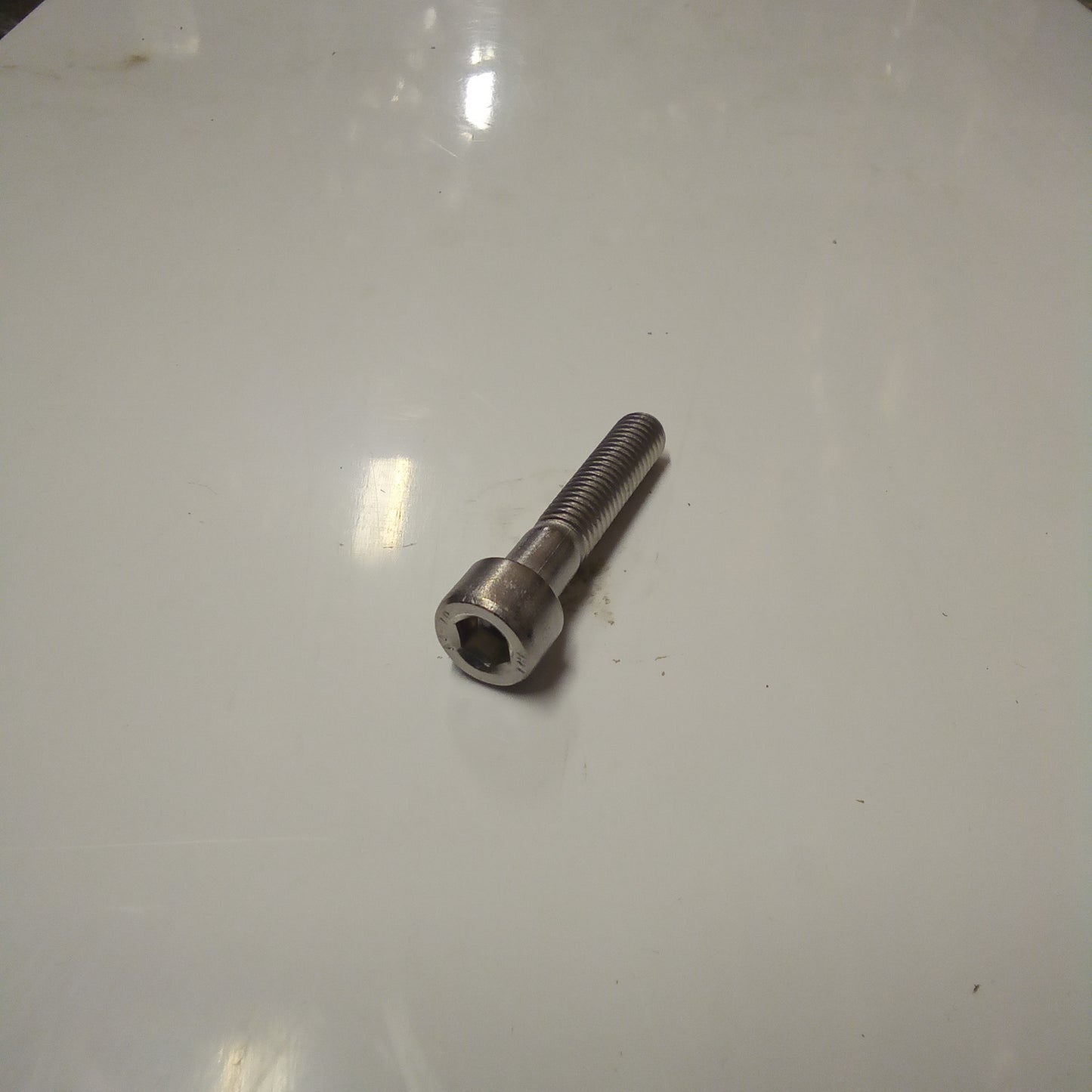 BOLT (#98690440)