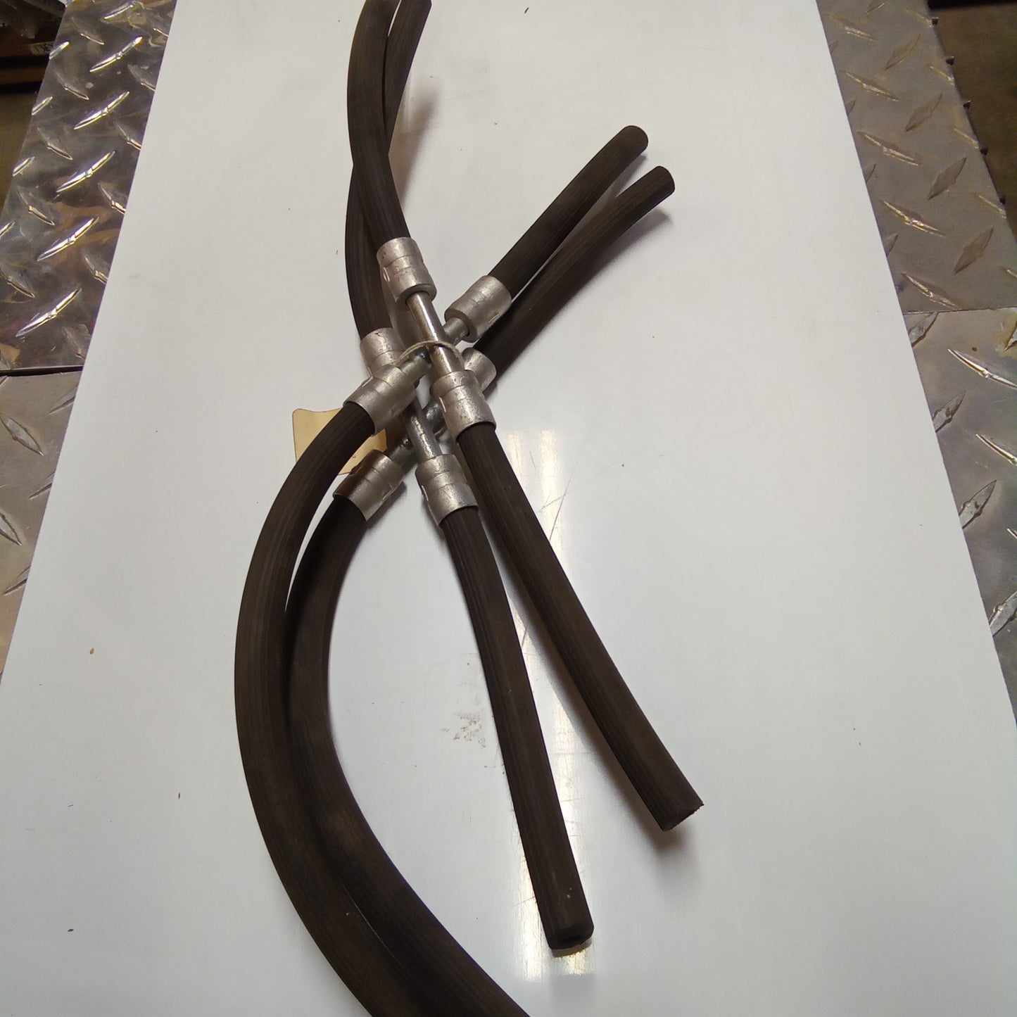 FUEL PIPE (#17106550) USE 29106501