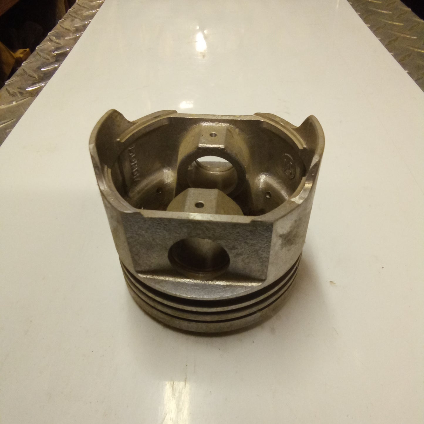 PISTON T3 C-BARE (#17060452)
