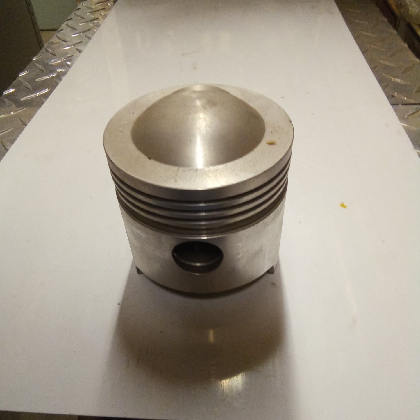 V7 Sport A PISTON BARE (#14060400)
