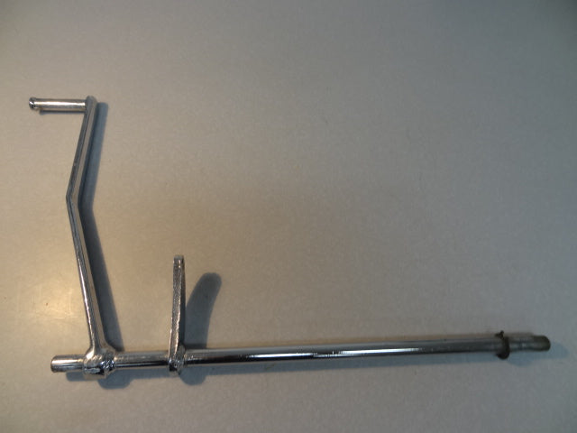 SHAFT W/LEVER (#17251100)