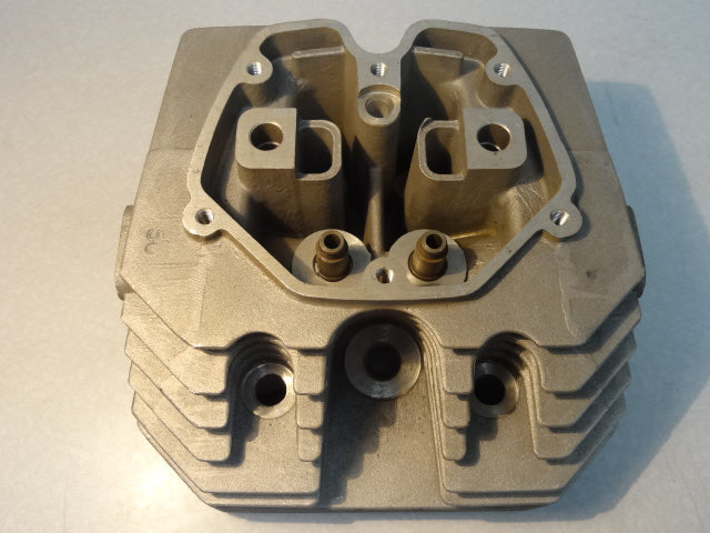 RH CYL. HEAD (#19022150)