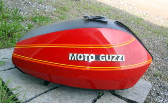 FUEL-TANK RED (#19100251) USE 19100254