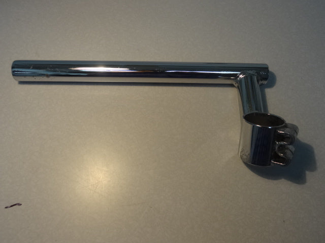 HANDLEBAR CLIP ON RH (#19600735)