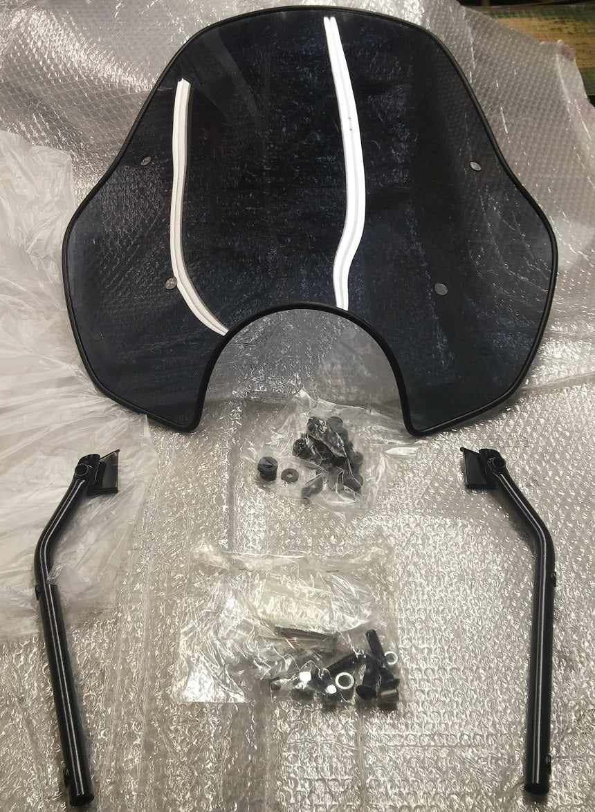 WINDSHIELD CA1100 SMALL NLA (#31575161)