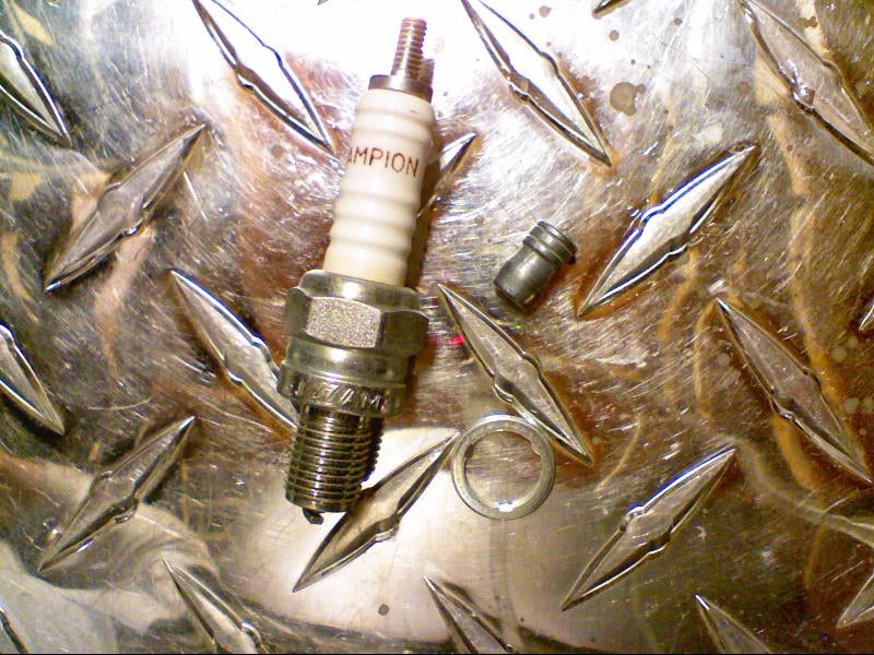 SPARK PLUG Z6 (#27717021)
