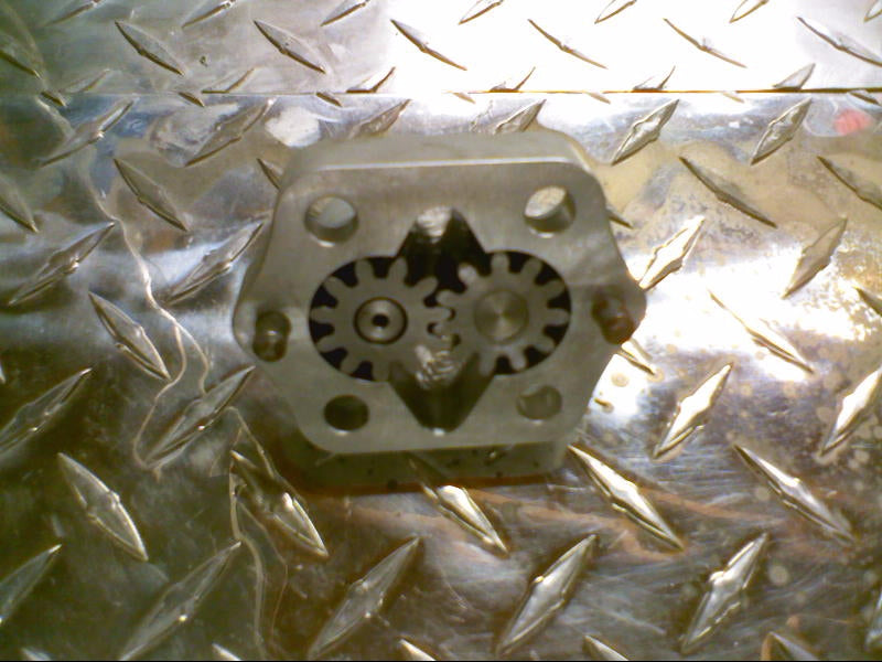 HIGH VOLUME OIL PUMP HD (#30146400)