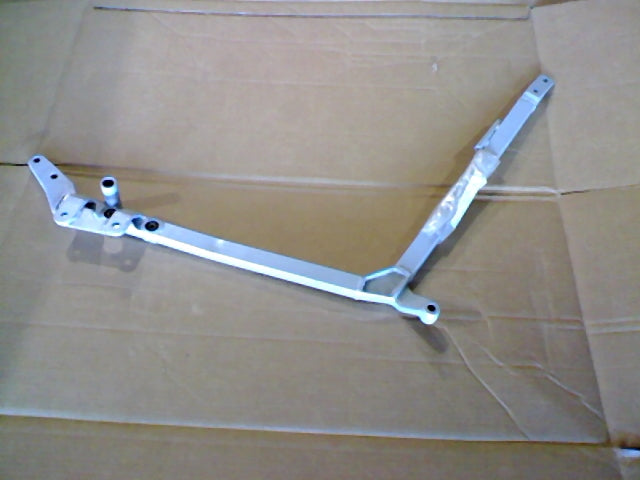 LH FRAME LOWER GREY (#30422130)