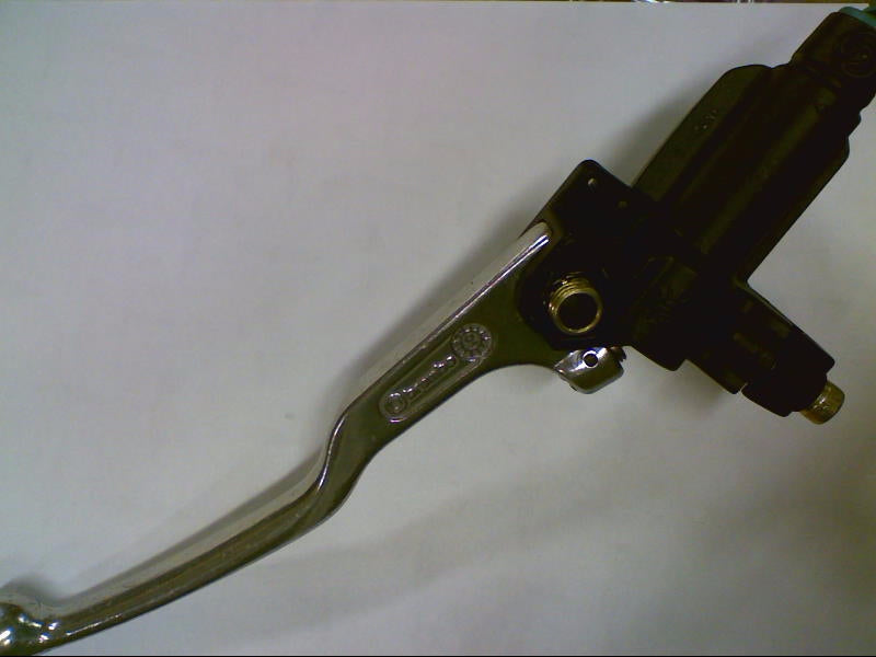 MASTER CYLINDER (#30660125)