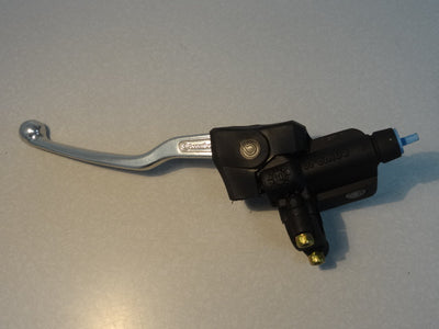 MASTER CYLINDER ASSY (#30660160)