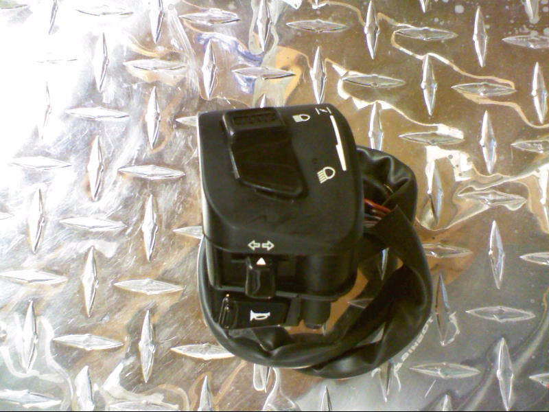 SWITCH ASSY LH A (#30738060)