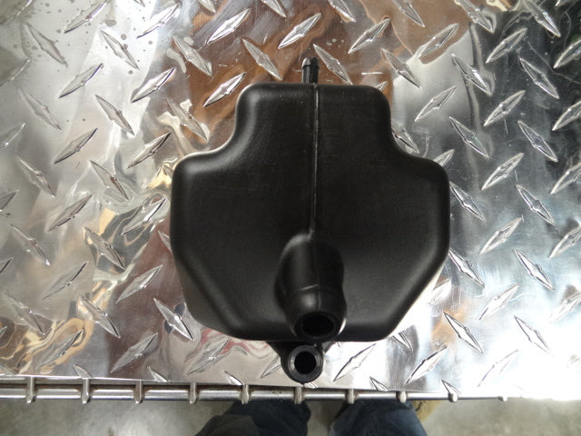 BREATHER TANK (#31153481)