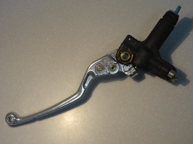 MASTER CYL ASSY (#37660105)