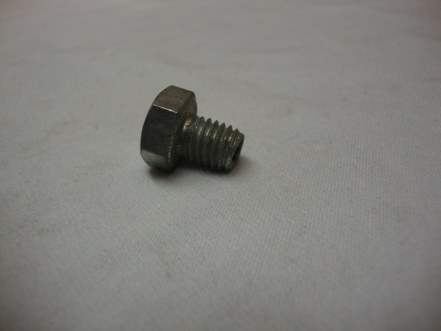 VENTED BOLT (#48004671)