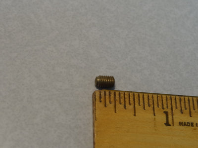 SCREW (#95038010)