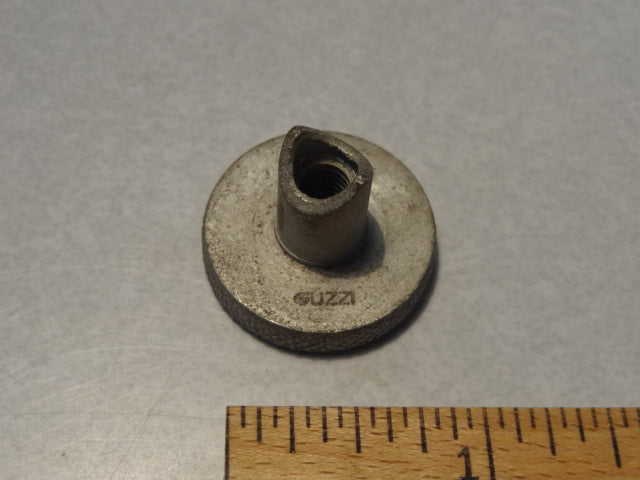 THUMB SCREW (#95730260)