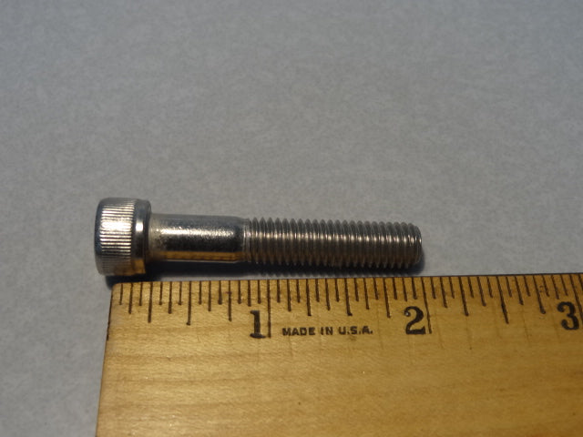 SCREW (#98620445)