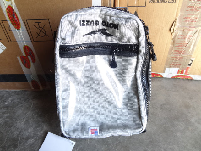 MAGNETIC TANK BAG, 14 LITRE SILVER (#M3011)