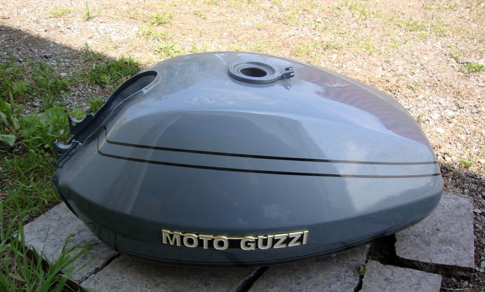 FUEL TANK BLUE 18100253 (#18100253)