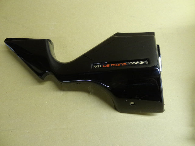 COWLING RH BLACK (#01570265)