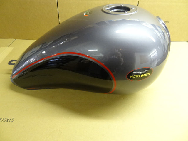 Fuel Tank, EV Grey Magnete, In (#89000545)