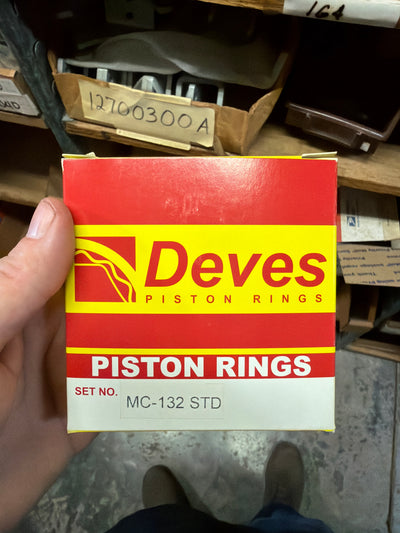 Deves Piston Rings for 850 T, 850 T3, Le Mans III (MC132) (#MC132) closeout