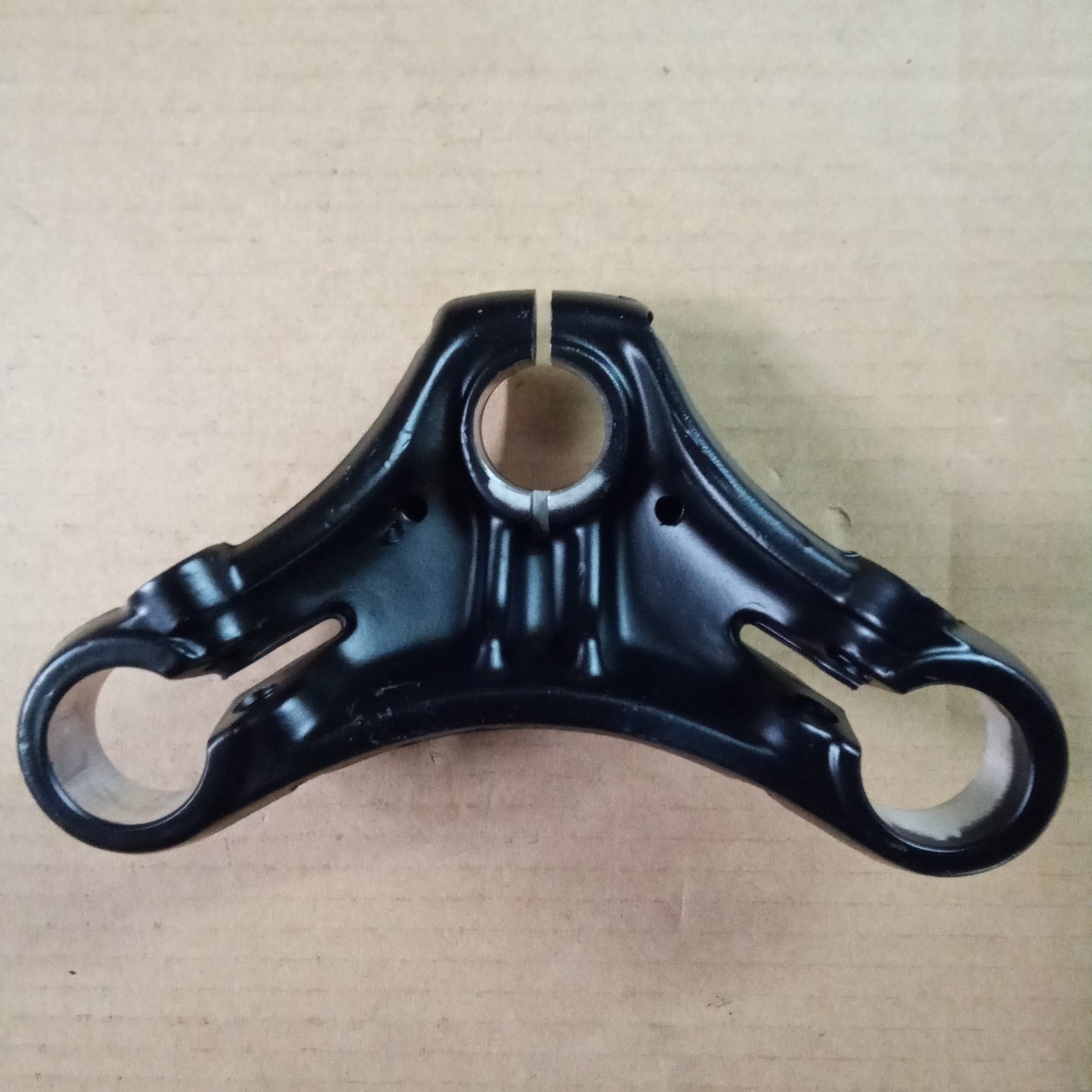 TOP CLAMP (#39493101)