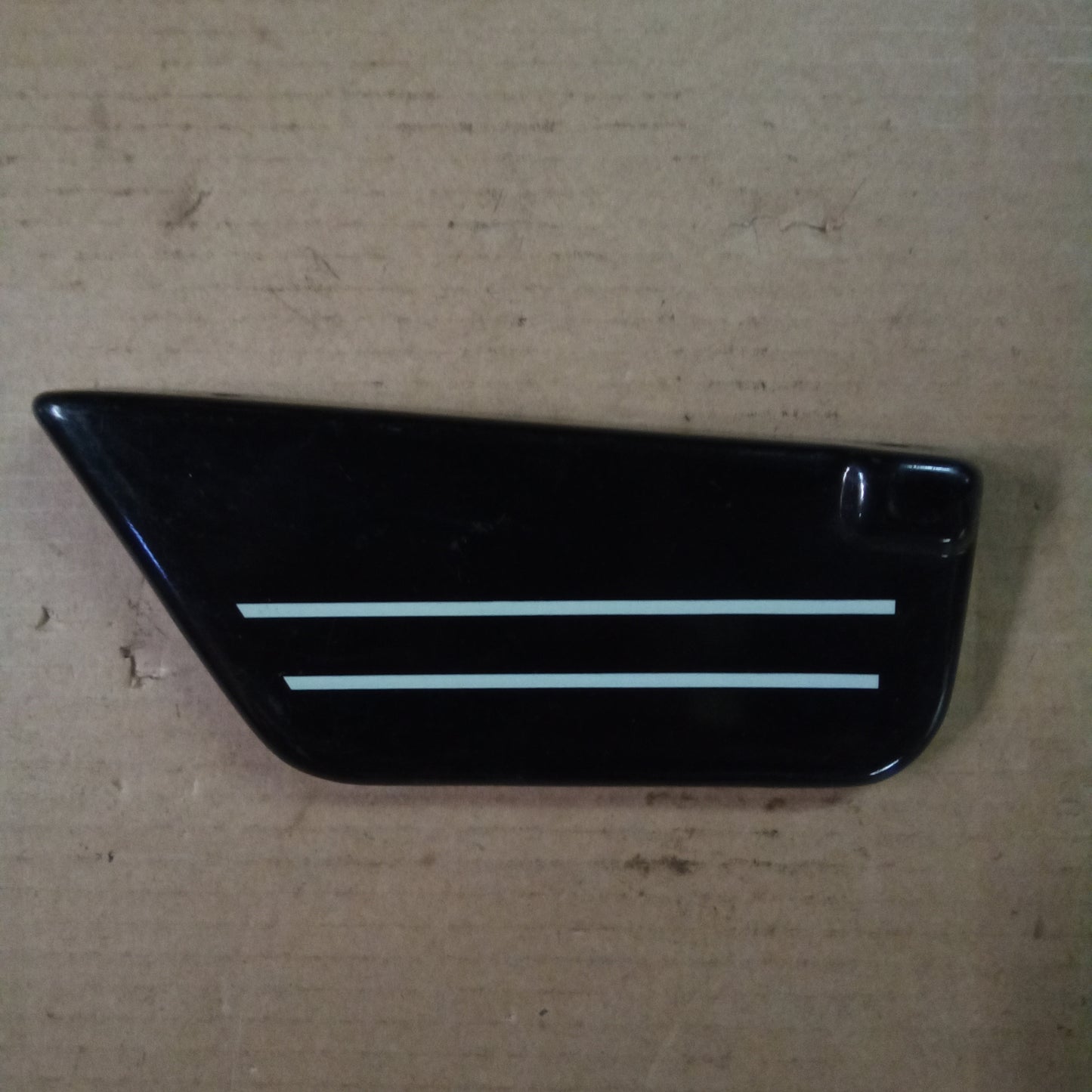 Black w White Stripes RH Spoiler (#18449452)