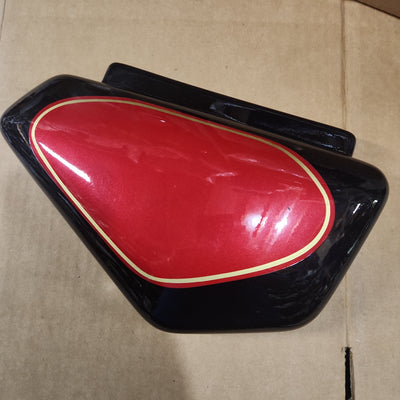 COVER LH BLK/RE B (#30476363)