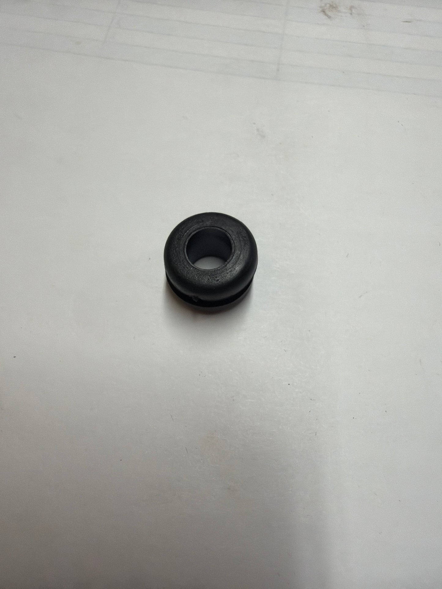 GROMMET (#2B003367)