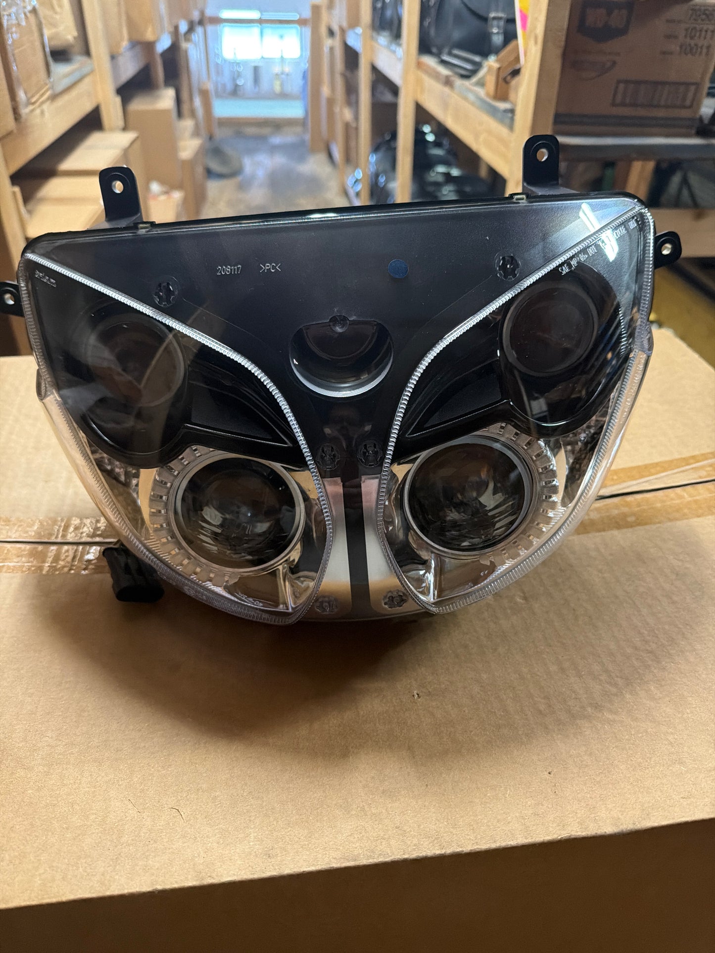 Headlight (#977130)