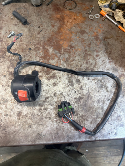 SWITCH RH B (#30738872)