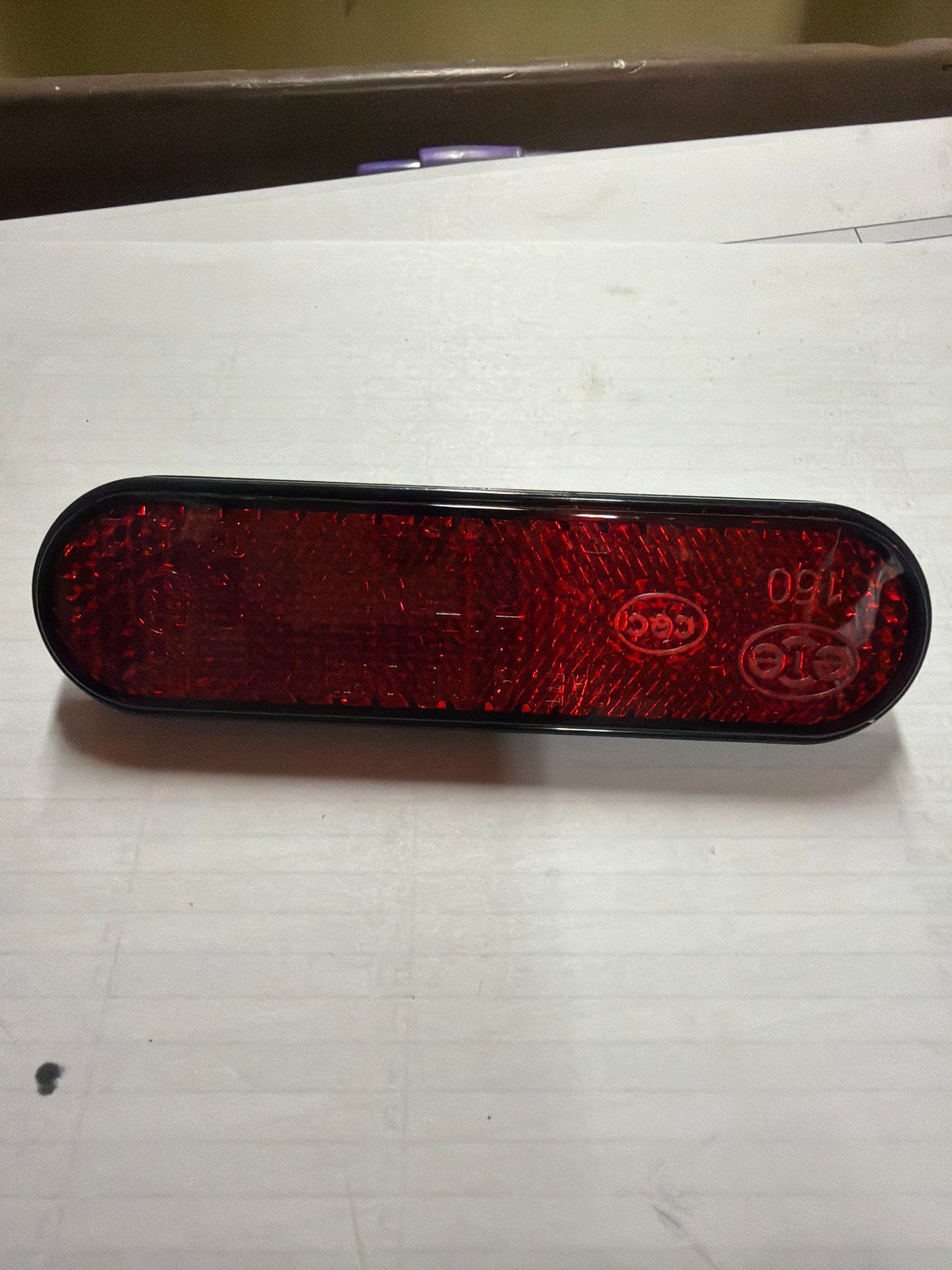 Rear Reflector, Red (#AP8124718)