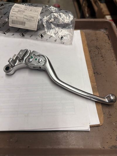 CL LEVER V85TT (#2B007401)