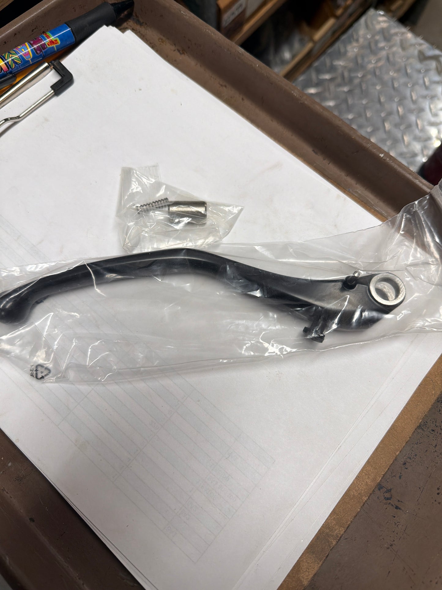 2B009608 Clutch Lever