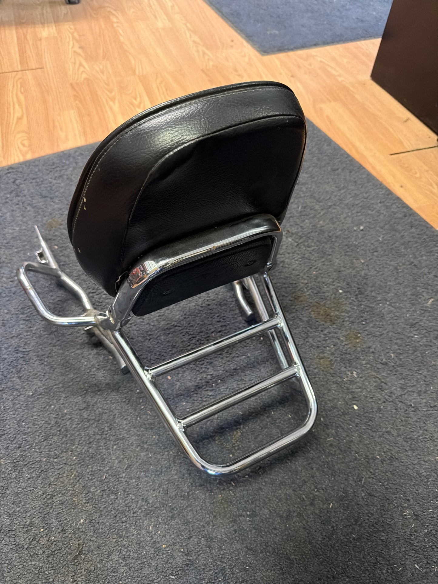 LUGGAGE RACK D (#03466501)