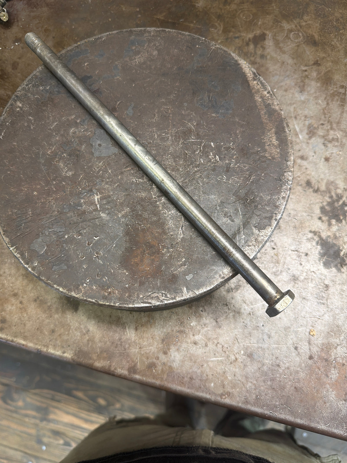 BOLT (ROD) (#14429500)
