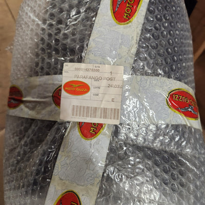 REAR FENDER (#01437030)