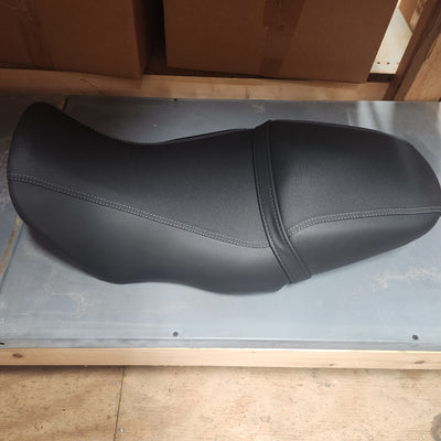 Saddle, black (#887976)