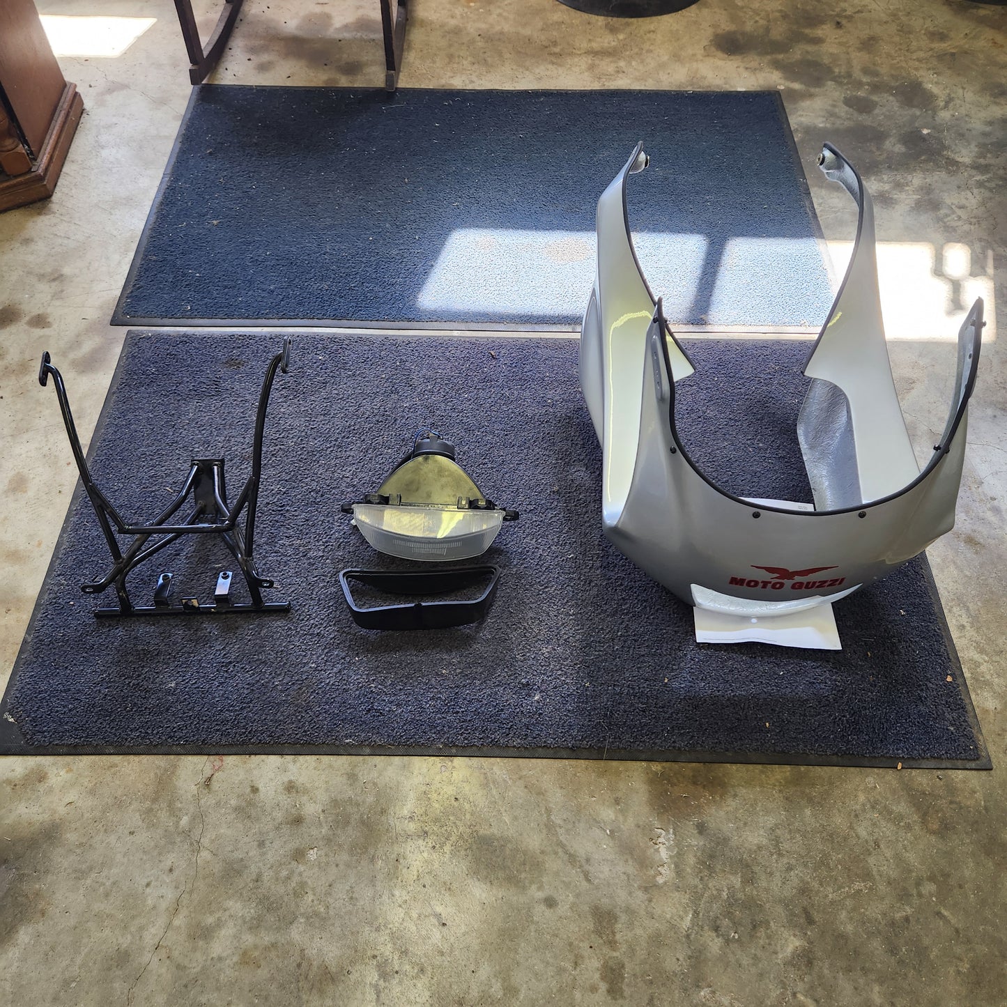 1100 Carb Sport Euro fairing kit.