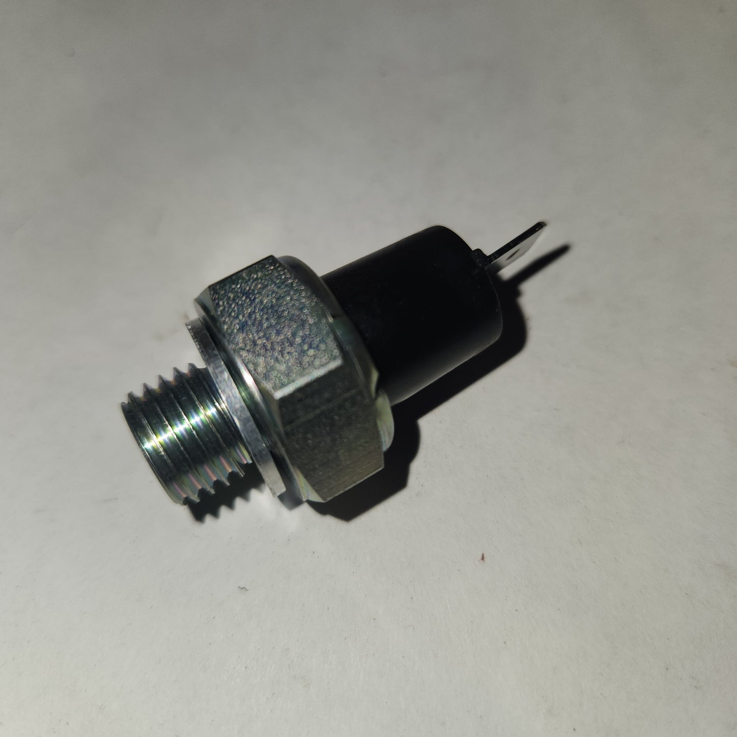 OIL SENDING UNIT (#12768700) USE 17768750